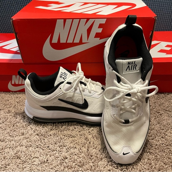 EUC Nike Air Max AP - Picture 8 of 16